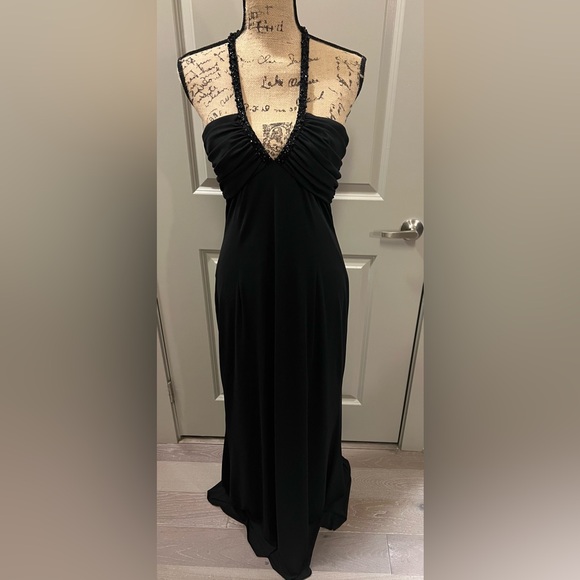 Beautiful long black dress with gorgeous beading size 12 - Picture 1 of 3